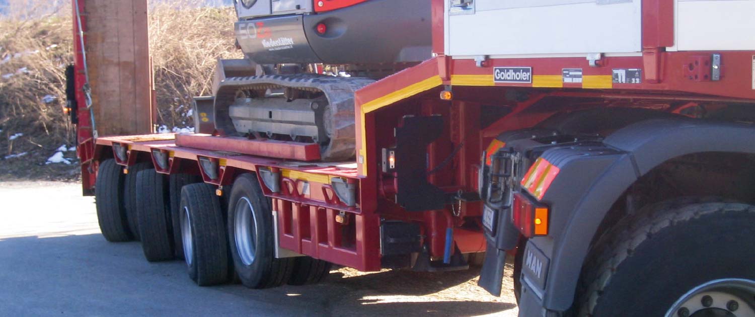 Ploner Spezialtransporte Bagger